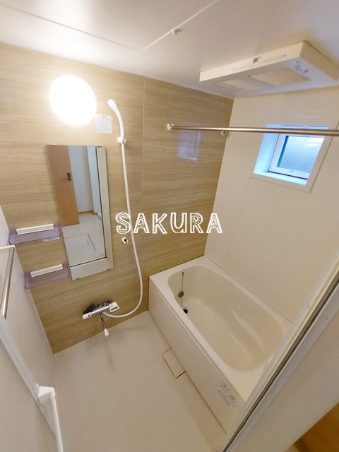 バス・シャワールーム　日々の疲れを癒すお風呂です♪