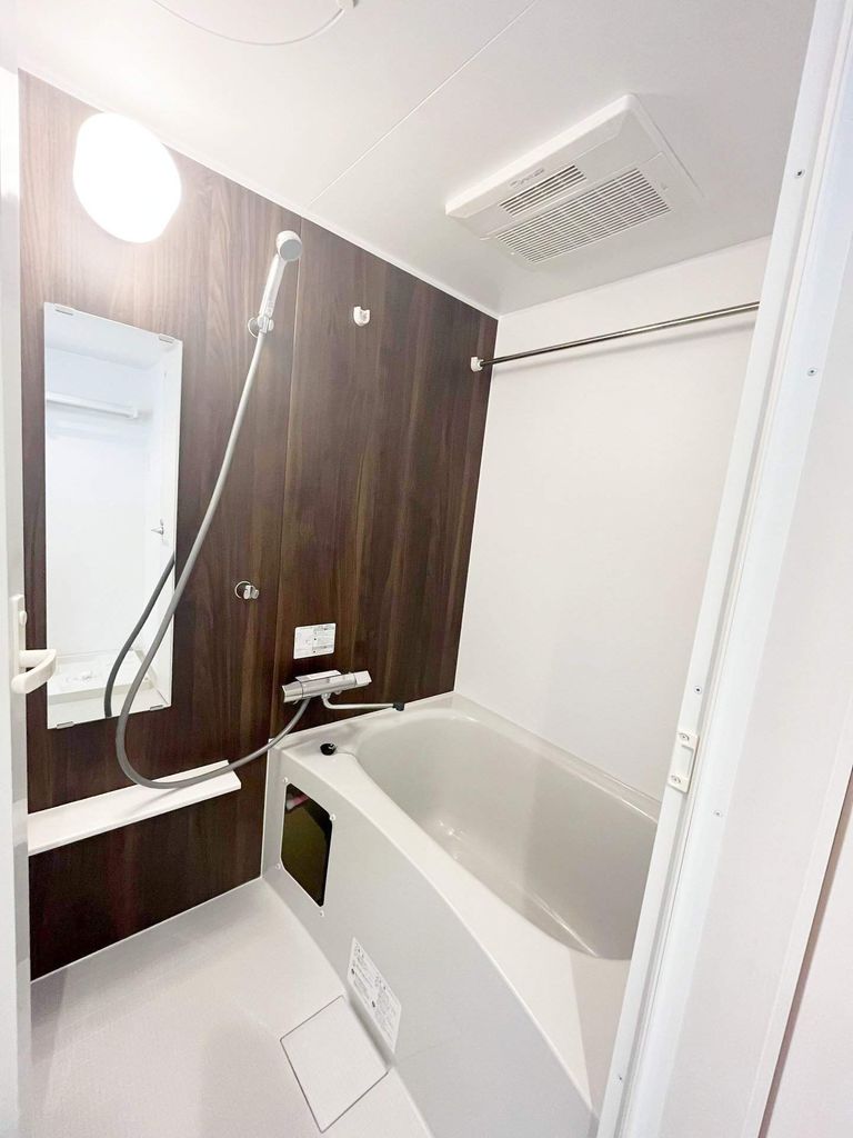バス・シャワールーム　★お問い合わせはタウンハウジングまで★
