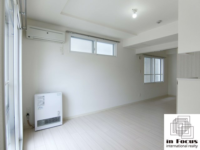 その他　インターネット月額使用料無料