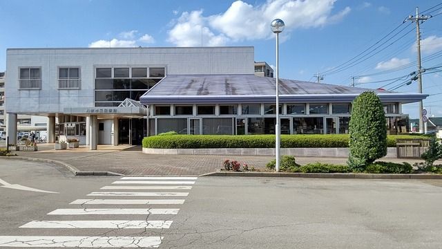図書館　八街市立図書館（図書館）まで2000m