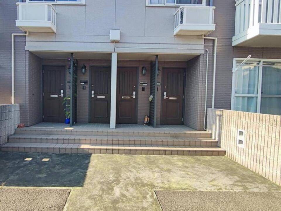 エントランス　エントランス