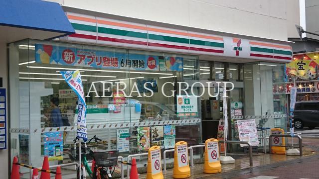 コンビニ　セブンイレブン新所沢駅東口店（コンビニ）まで282m