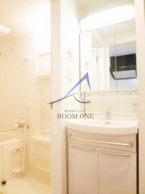 洗面設備　洗面台です。