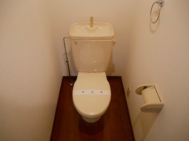 トイレ　別号室