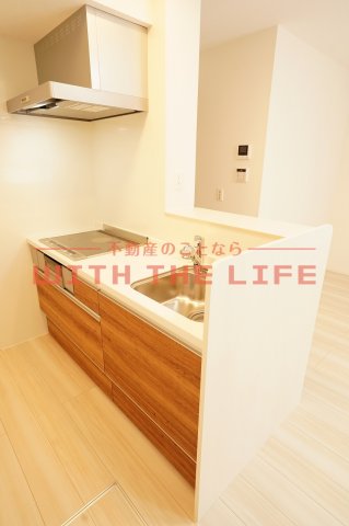 キッチン　コンパクトなキッチンで掃除もラクラク