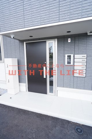 エントランス　ゆとりのあるエントランスです