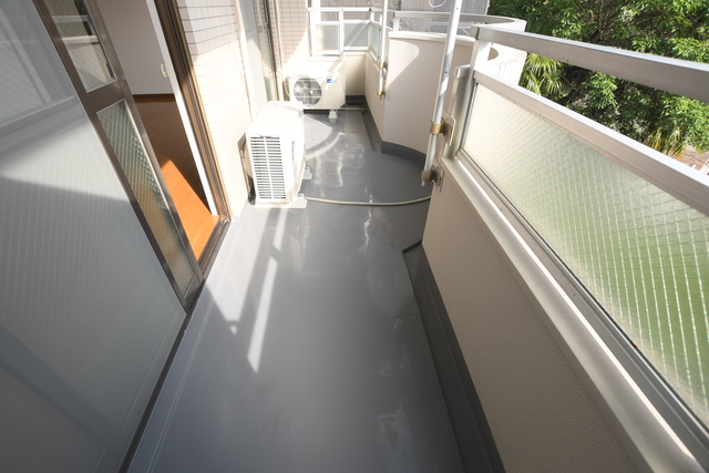 バルコニー　バルコニー