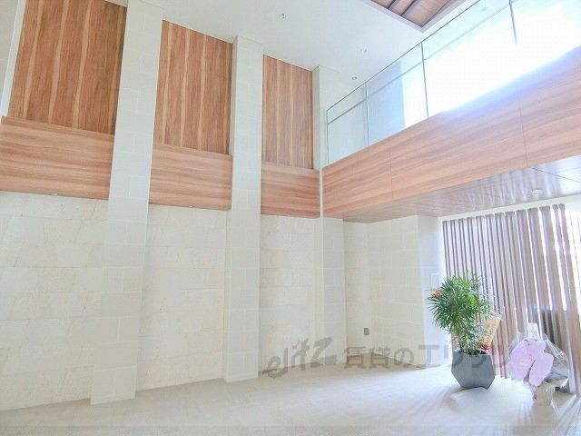 ロビー　ロビー