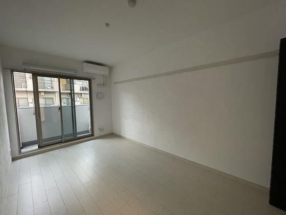 居室・リビング　※別部屋の写真です