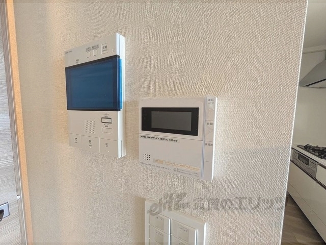 その他設備　給湯器リモコン