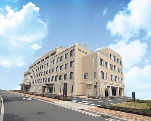 病院　医療法人社団聖秀会聖光ヶ丘病院（病院）まで1408m