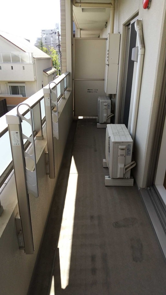 バルコニー　※同仕様写真含む