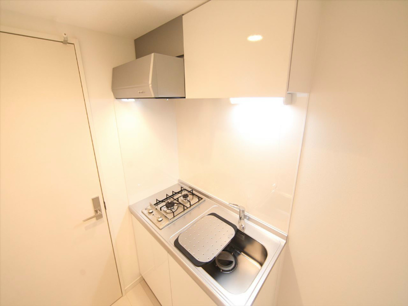 キッチン　システムキッチン（ガス2口）冷蔵庫・レンジ等ご用意できます