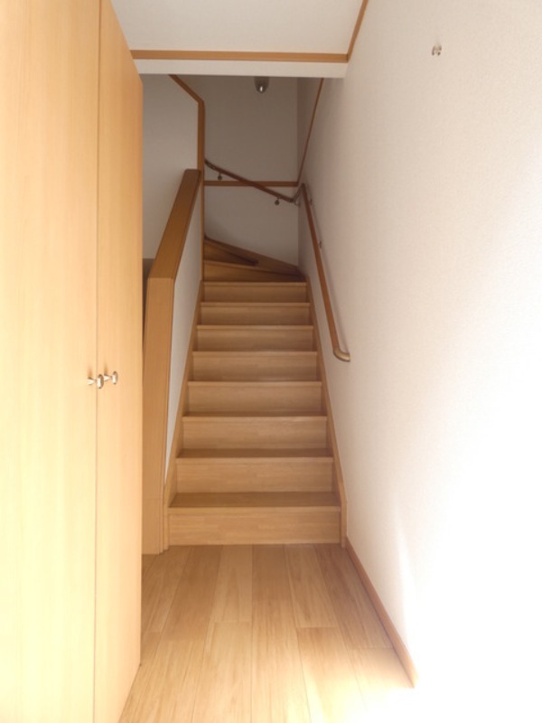 玄関　図面と現状に相違がある場合には現状を優先