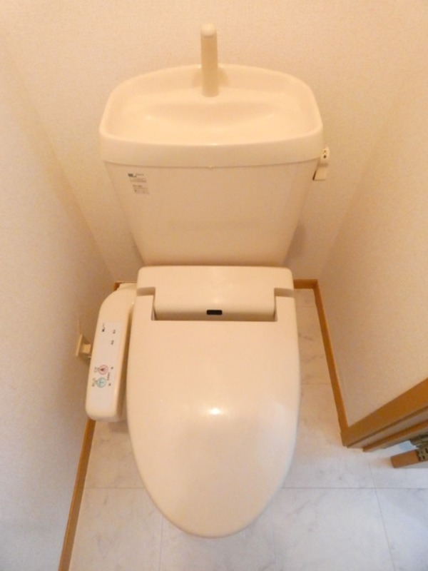 トイレ　図面と現状に相違がある場合には現状を優先