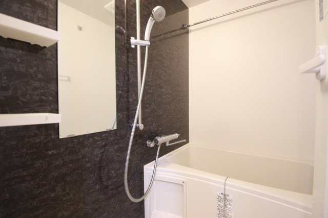 バス・シャワールーム　※別室の参考写真の為、現況優先です。