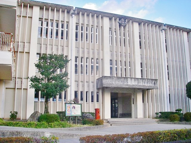 小学校　国府小学校（小学校）まで770m
