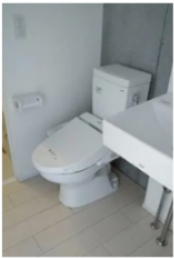 トイレ　シンプルなトイレ！