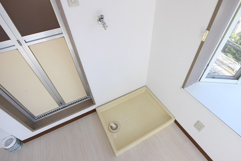 洗面設備　洗濯機置場