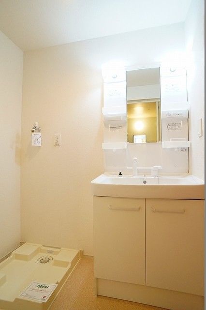 洗面設備　詳細はタウンハウジング千葉店まで！043-221-3600