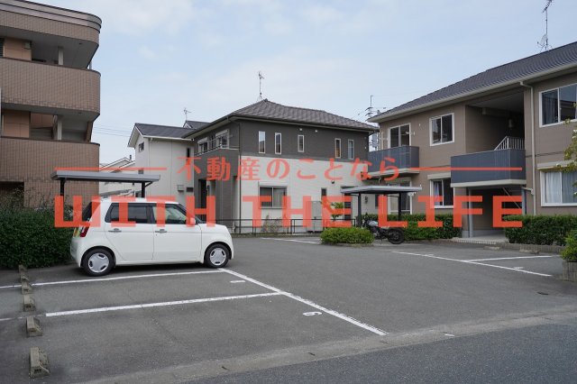 駐車場　駐車スペースもあります