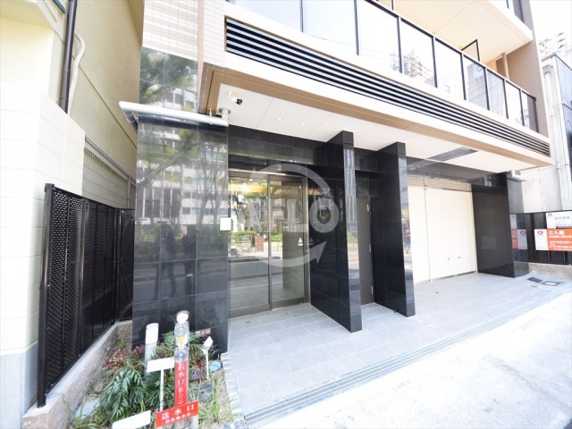 エントランス　エトワール阿波座　きれいなエントランス