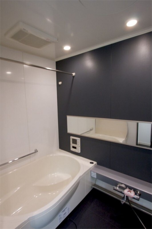 バス・シャワールーム　※別部屋の参考写真です。