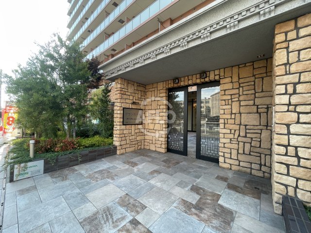 エントランス　グランカーサ新大阪SOUTH　エントランス