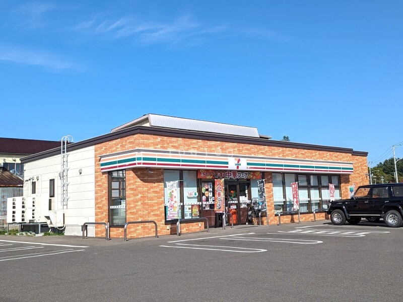 コンビニ　セブンイレブン帯広大通南28丁目店（コンビニ）まで650m