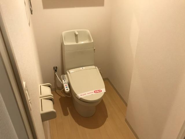トイレ　シャワー付トイレ