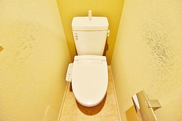 トイレ　★温水洗浄便座付トイレ★