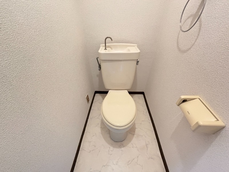 トイレ　別号室イメージ