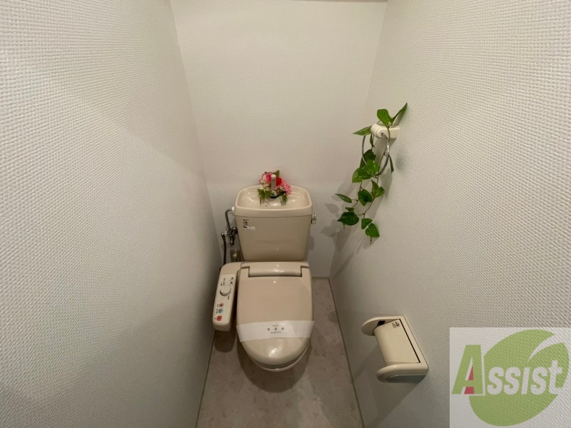 トイレ　シャワートイレになっているので快適です！