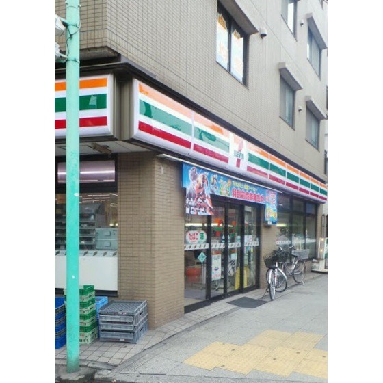 コンビニ　セブンイレブン横浜石川町１丁目店（コンビニ）まで162m