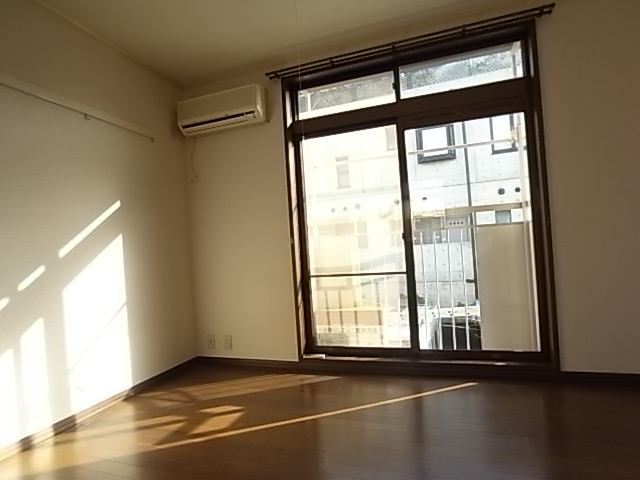 居室・リビング　写真は同仕様