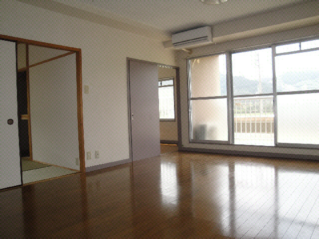 居室・リビング　リビング（14帖）