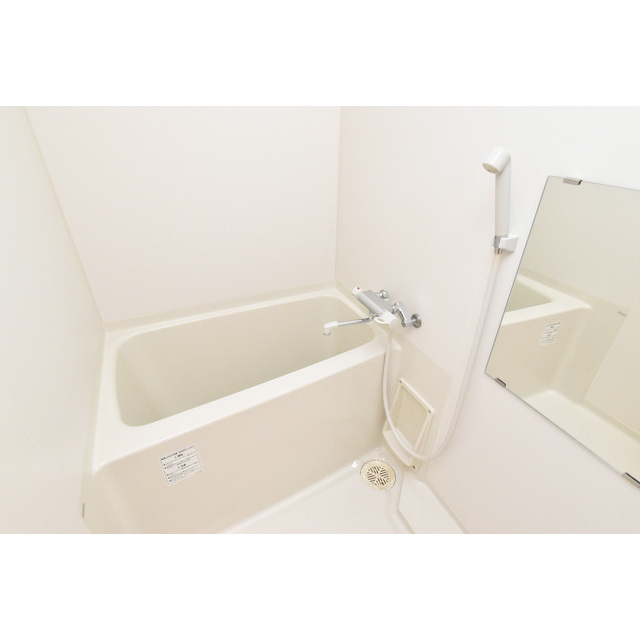 バス・シャワールーム　きれいなお風呂です