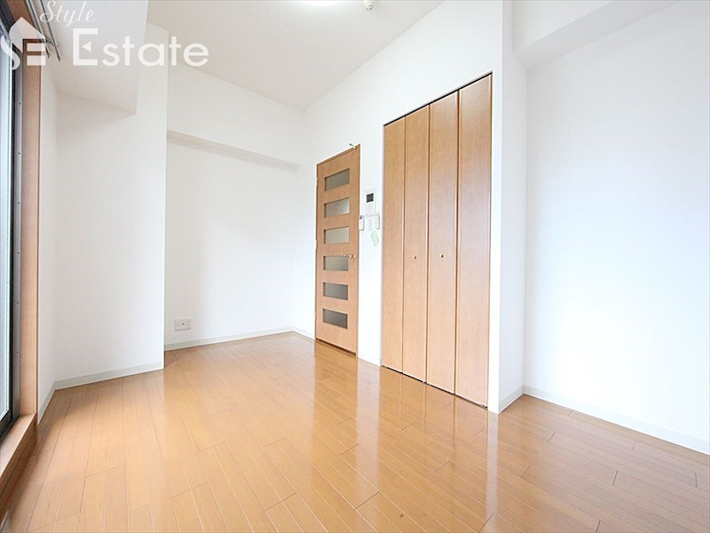 居室・リビング　内装