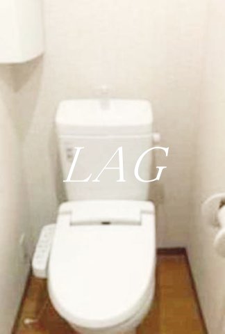 トイレ　トイレ（同仕様）です。