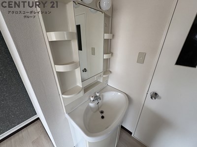 洗面設備　独立洗面化粧台付き☆