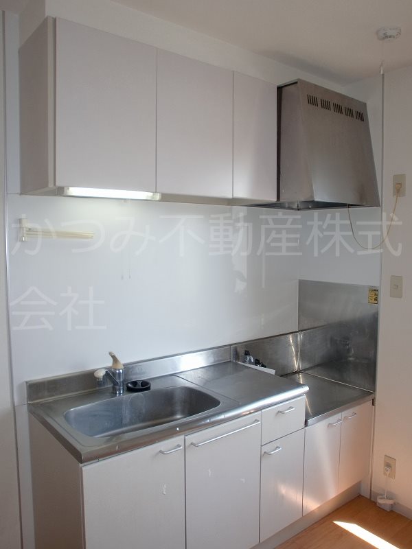 キッチン　※同物件他号室参考写真