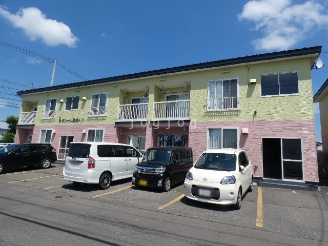 建物外観　ラ・ポレール新緑Ｎ