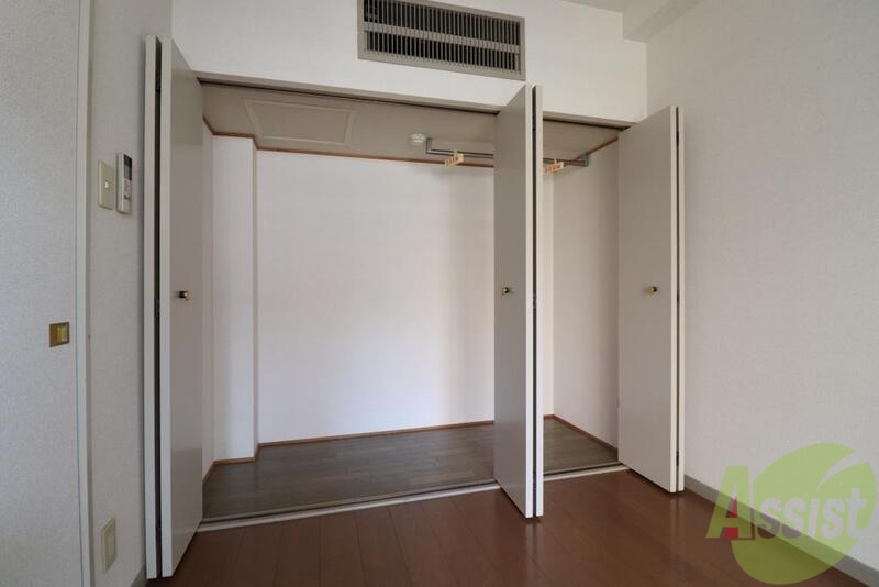 収納　大型収納あり。荷物はこちらへ。