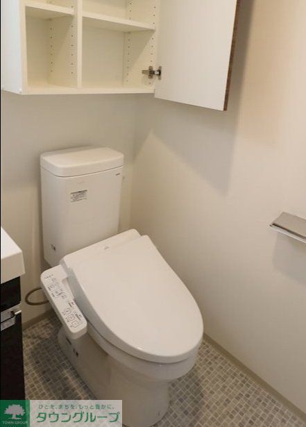 トイレ　GENOVIAシリーズ施工例　現況優先