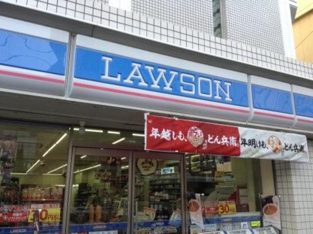 コンビニ　ローソン阪急三国駅前店（コンビニ）まで573m