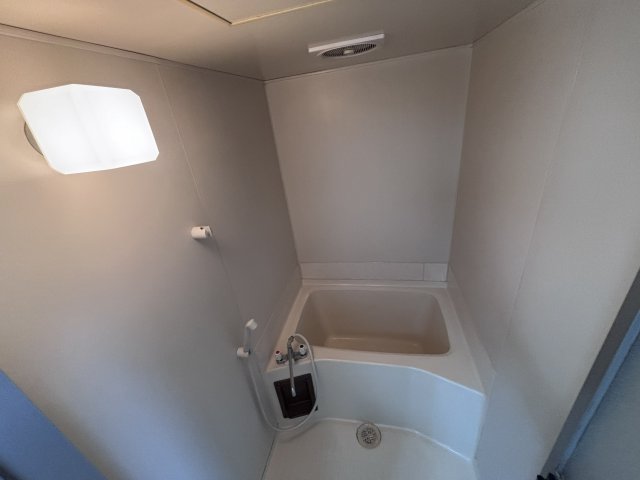 バス・シャワールーム　換気扇付きお風呂場　お掃除の手間をはぶけちゃう