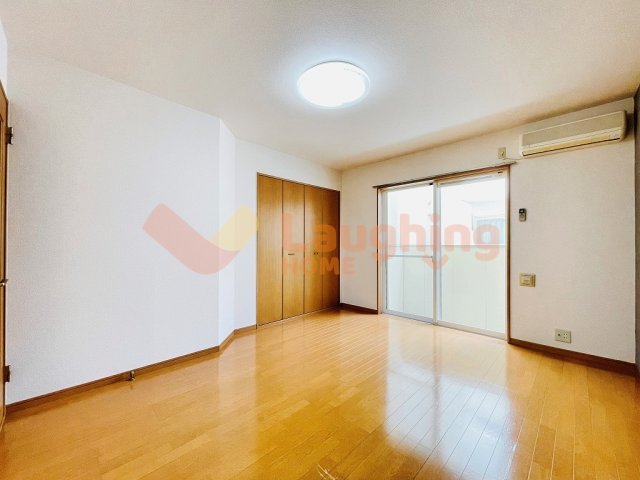 居室・リビング　ゆったり過ごせる居間です