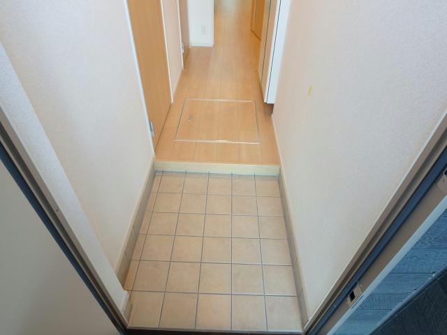 玄関　別物件