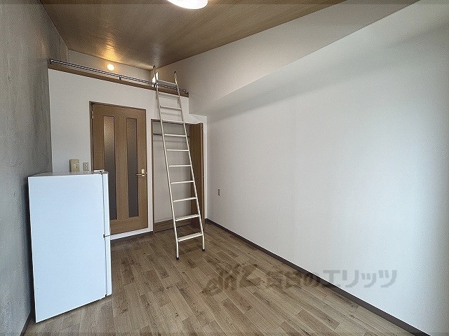 居室・リビング　洋室