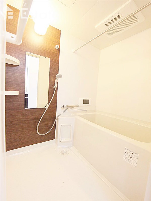 バス・シャワールーム　同仕様内装